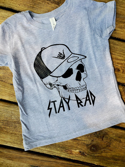 Kids stay Rad tee